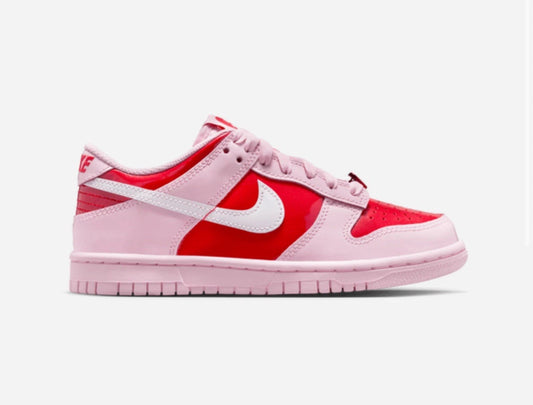 Nike Dunk Low Valentines Day (Kids)